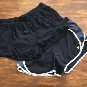 Bundle of 2 shorts size small